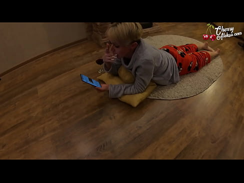 ❤️ Gekke Blondine Pijpt Enorme Pik en Stuitert Er Op - Anale Seks Super sex at nl.hentaisaturn.ru ❤
