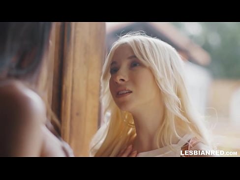 ❤️ Meisje komt een paar maanden later thuis en eindigt met het eten van haar stiefmoeders poesje Super sex at nl.hentaisaturn.ru ❤